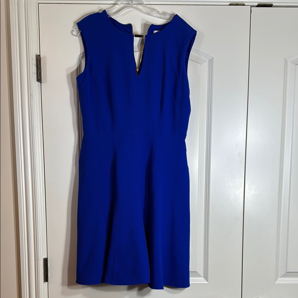 Elegant Blue Sleeveless Dress